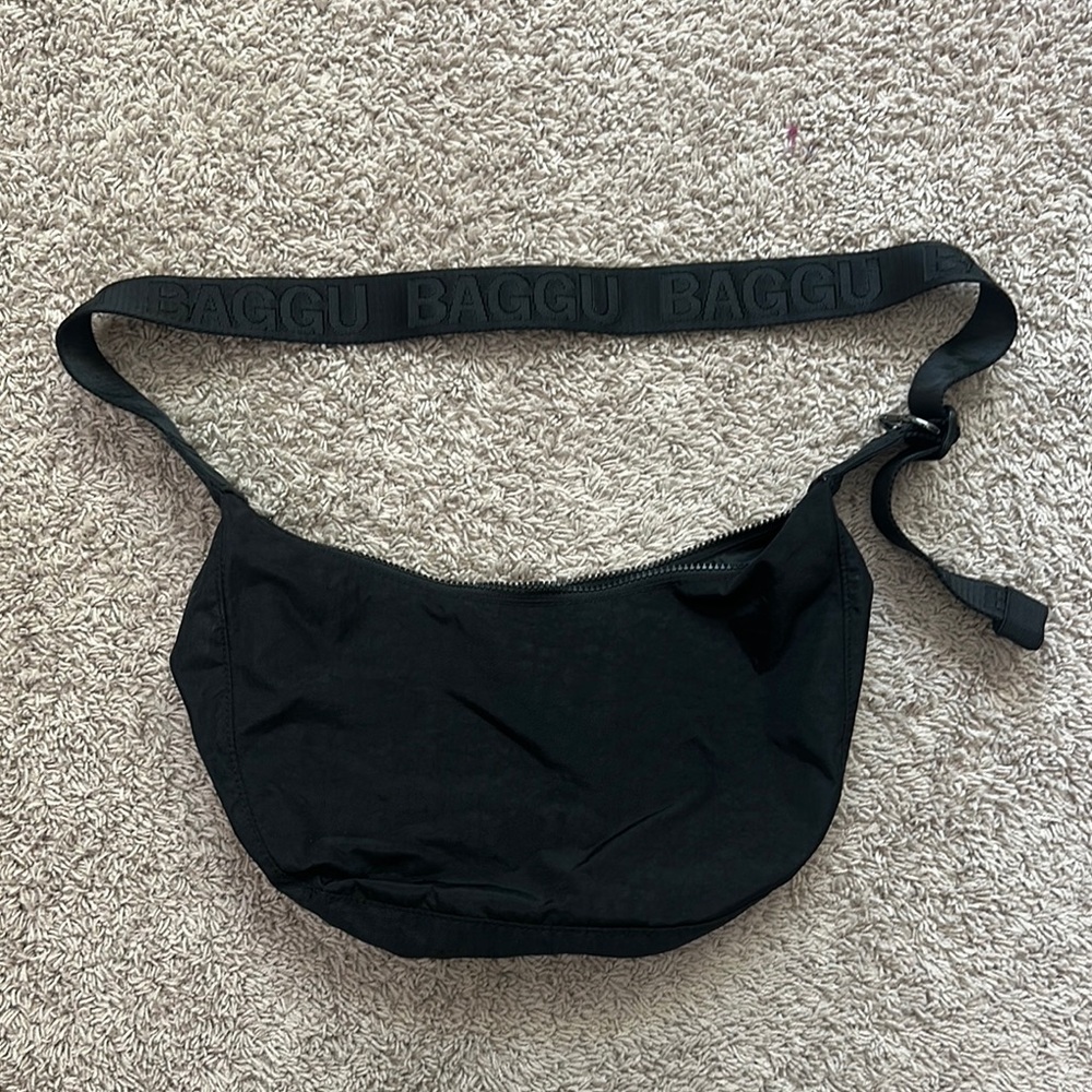 Baggu Black Minimalist Crossbody Bag